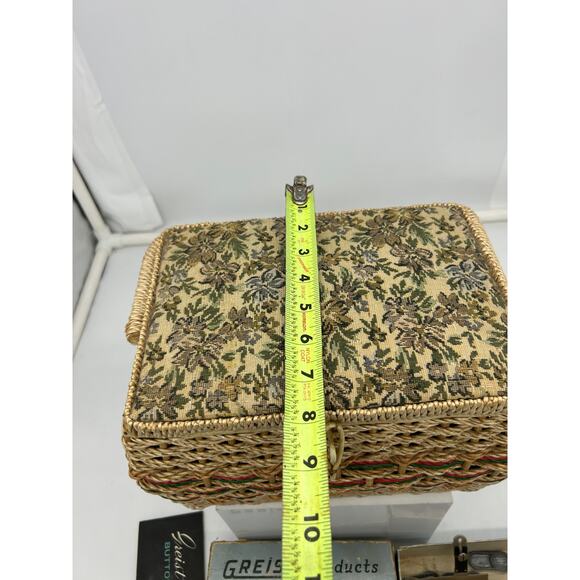 Vintage Floral Sewing Basket Box with Greist Rotarty Buttonholer - Picture 7 of 7